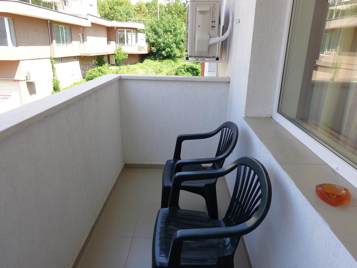 Apartment Moni Велико Търново Екстериор снимка