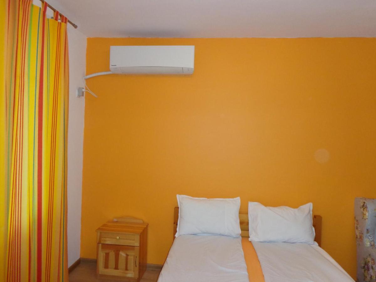 Apartment Moni Велико Търново Екстериор снимка